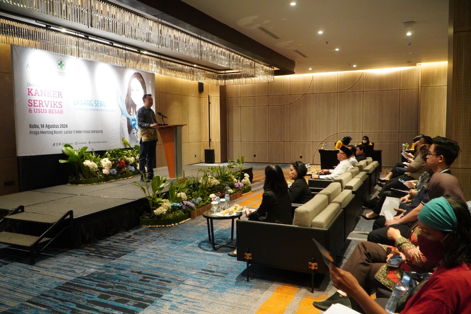 : LAWANGSEWU, DETEKSI DINI KANKER SERVIKS & USUS BESAR SERTA PELAYANAN POSYANDU WARGA BERSAMA PUSKESMAS CANDI LAMA